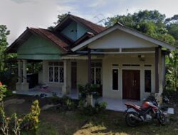 Seorang Oknum Mantri Atau Perawat Kesehatan Di Puskesmas Muncang Diduga Membuka Tempat Praktik Usaha Ilegal Di Rumahnya