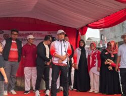 Semarak Kemerdekaan RI Ke-80: Gerak Jalan Sehat di Kelurahan Binong Meriah Lombanya Dan Door prize