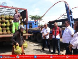 Wali Kota Gunungsitoli Tinjau Pelaksanaan Operasi Pasar Khusus LPG Tabung 3 Kg di Tiga Lokasi, Tanggap Keluhan Masyarakat