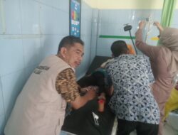 Kepala Puskesmas Muncang H. Alwani Turun Langsung Tangani Pasien, Warga Apresiasi Pelayanan Sigap