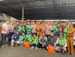 Mempererat Sinergitas dengan Ojol, Polsek Pagedangan Adakan Kegiatan Makan Bersama