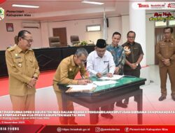 BUPATI NIAS HADIRI RAPAT PARIPURNA DPRD KABUPATEN NIAS BAHAS SEJUMLAH AGENDA STRATEGIS PEMBANGUNAN DAERAH