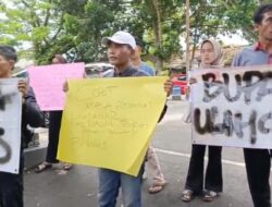 Koalisi Aktivis Bersatu Melawan Geruduk Kantor Dinas Kesehatan, Desak Usut Tuntas dan Laporkan Dugaan Pungli di Puskesmas Kumpai