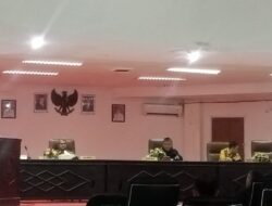 Bupati Nias Hadiri Penyampaian Pemandangan Umum Fraksi DPRD Kabupaten Nias