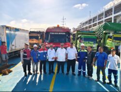 Bupati Nias Bersama Walikota Gunungsitoli Tinjau Kapal Pembawa Gas LPG