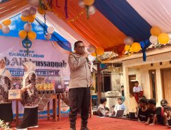 Kapolsek Labuan Hadiri Haflah Akhirussanah Kelas VI SDN Sukamaju 1 Kec. Labuan